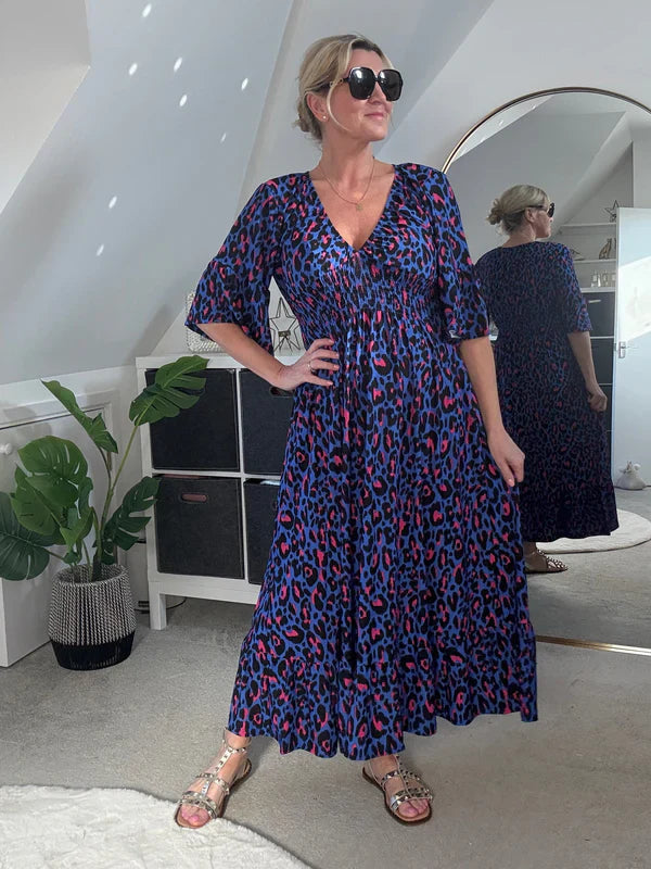 Leopardenkleid mit geraffter Taille
