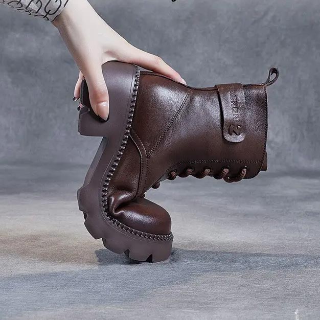 Orthopädische bequeme Damenstiefel aus Leder