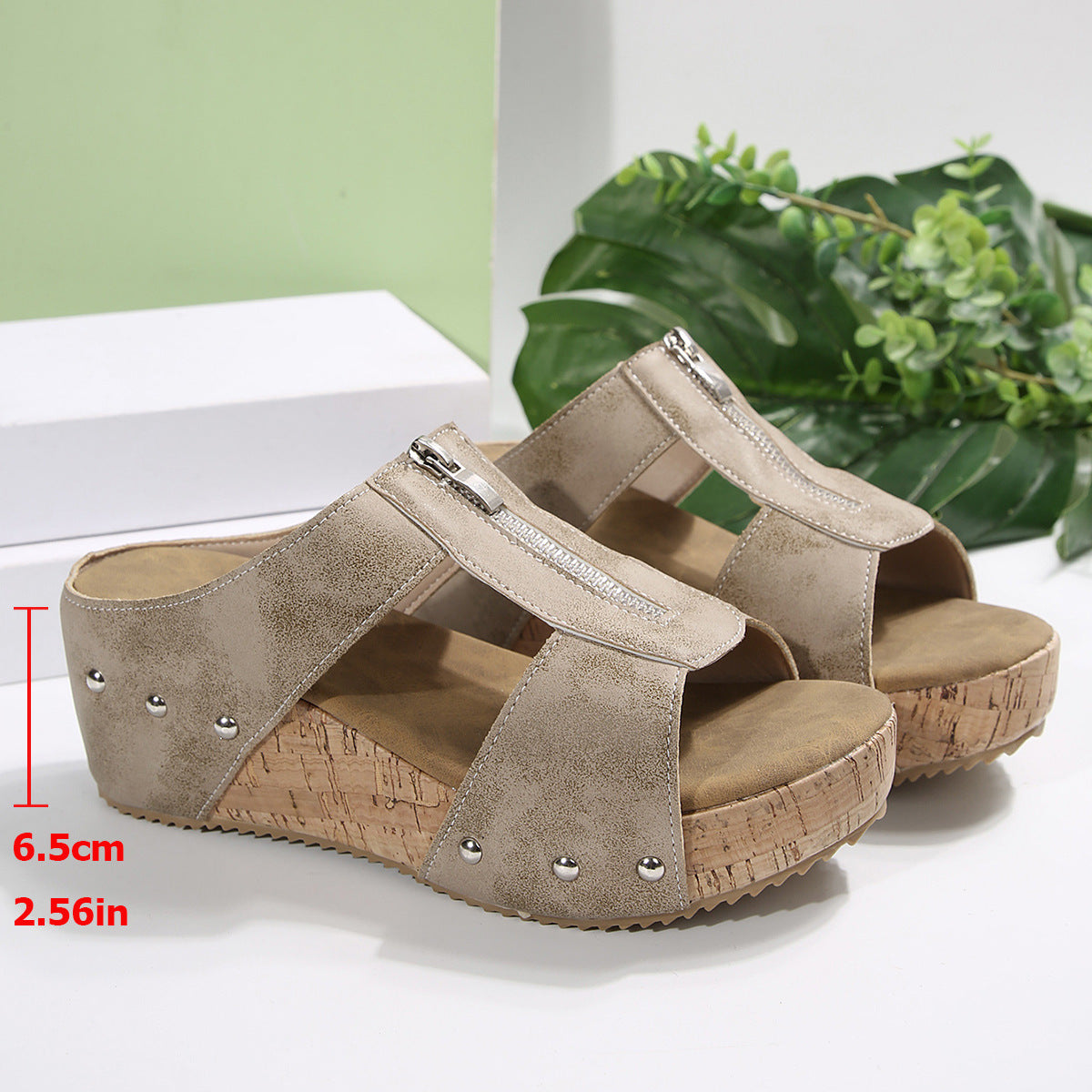 Frauen Mode Niete Keil Fisch Mund dicken Boden Sandalen