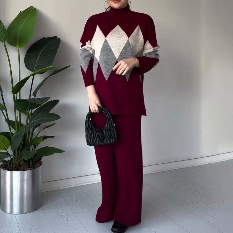 Modische Farbe-Blocking-Set aus Pullover und Hose mit Rautenmuster