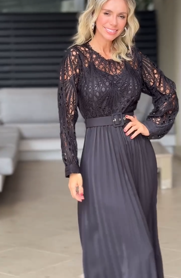💞Damenkleid aus Spitze mit Hohlfalten