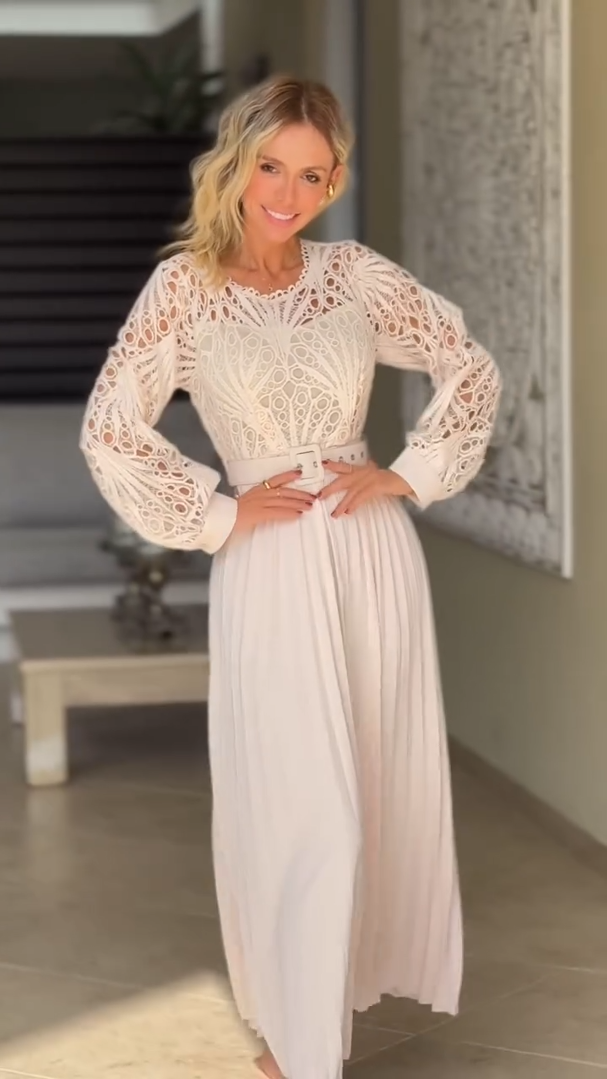 💞Damenkleid aus Spitze mit Hohlfalten