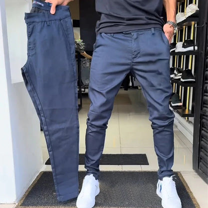 Herren Slim-Fit Freizeithose in Unifarben