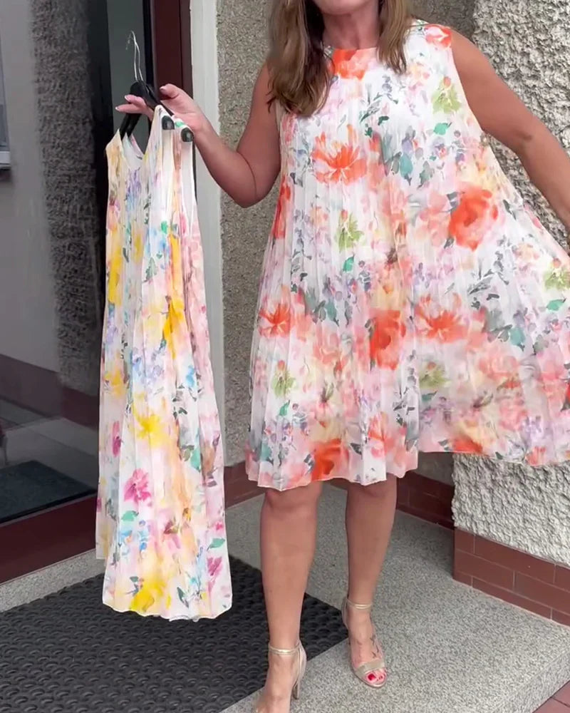 Ärmelloses Midikleid mit Plissee und Blumenprint und betonter Taille