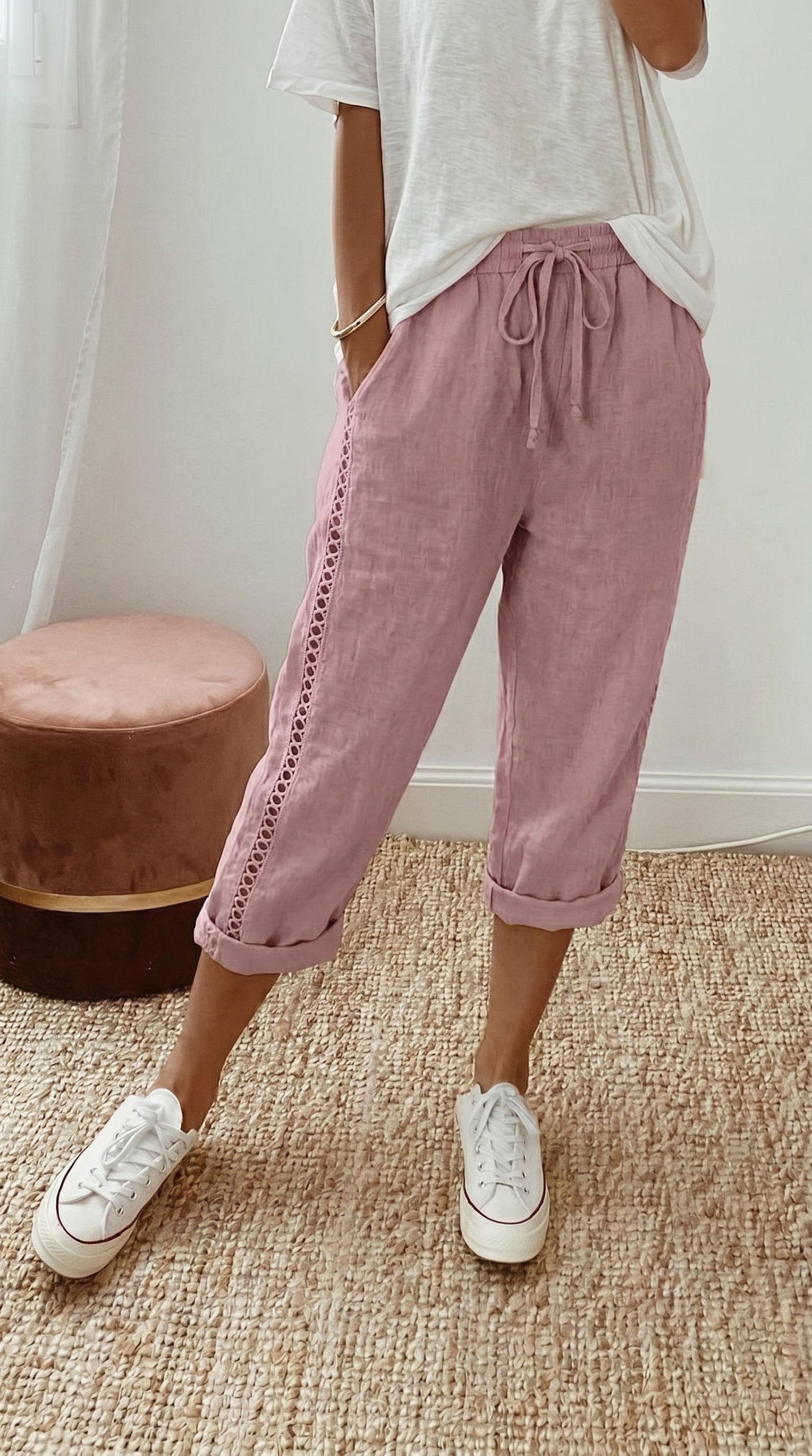 Sommerhose für Damen in Capri-Länge mit Spitzendetails