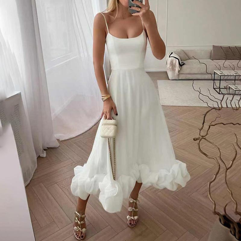 Modisches Halterkleid für Damen mit großem Swing-Saum und A-Linien-Schnitt