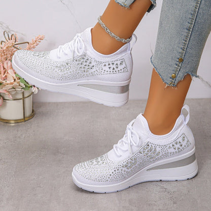 🔥🔥Letzter Tag der Aktion, profitieren Sie von 50 % Rabatt🔥 Atmungsaktive orthopädische Sportschuhe für Damen, lässiger und trendiger Stil, verziert mit eingearbeiteten Strasssteinen.