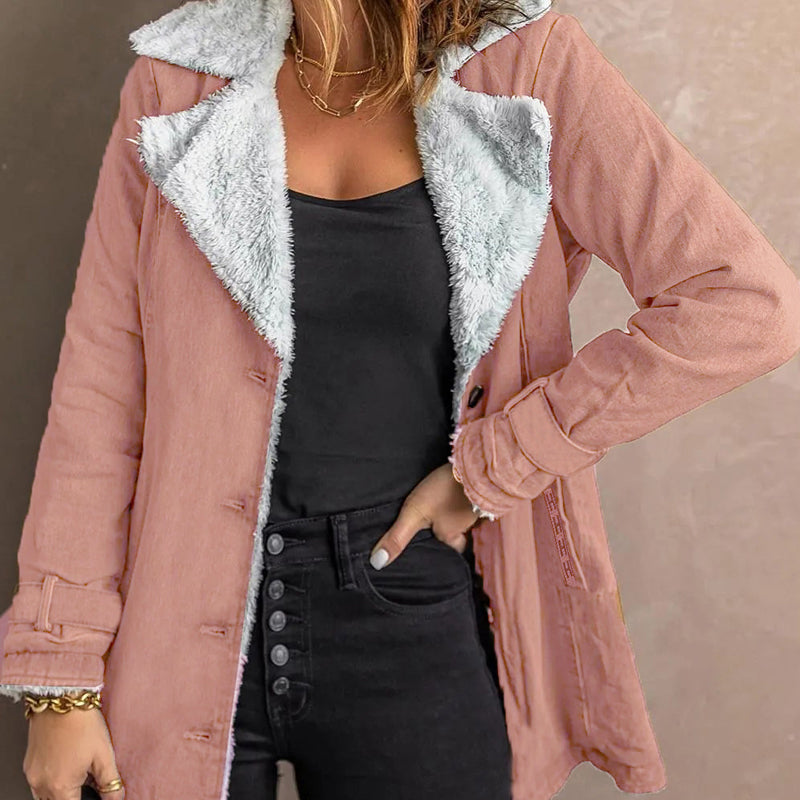 Schicke, warme Damenjacke mit Reverskragen
