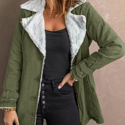 Schicke, warme Damenjacke mit Reverskragen