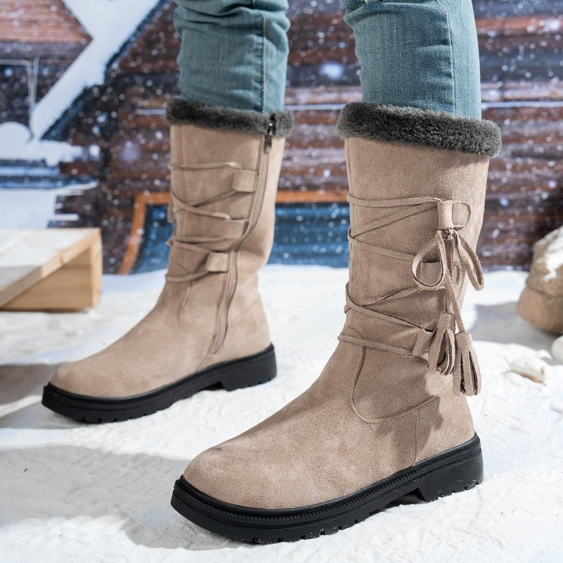Damen Stiefel aus Kunstwildleder in Wadenhöhe mit Quasten
