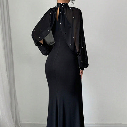 Elegantes Meerjungfrauenkleid mit Kragen aus Kunstperlen