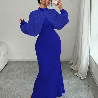 Elegantes Meerjungfrauenkleid mit Kragen aus Kunstperlen