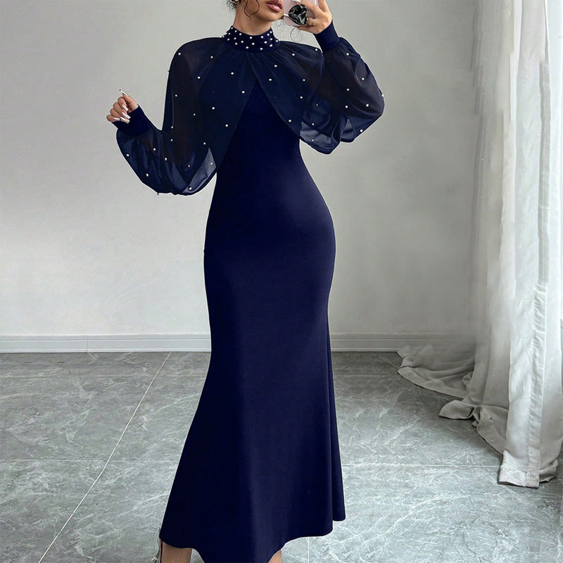 Elegantes Meerjungfrauenkleid mit Kragen aus Kunstperlen