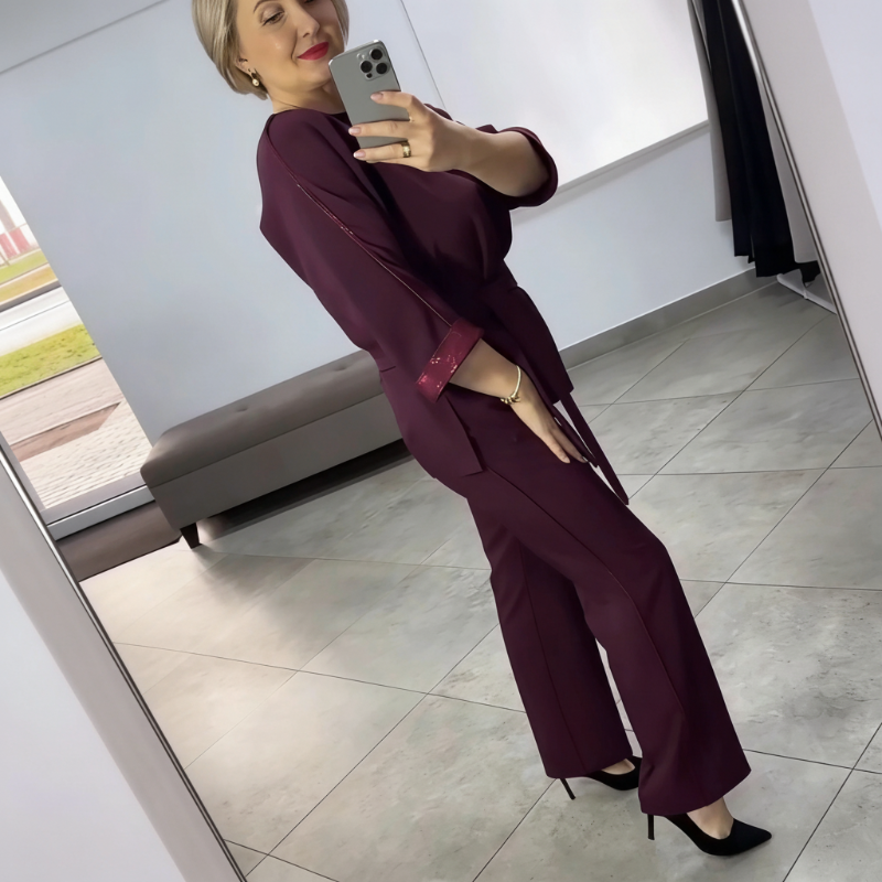 Elegantes zweiteiliges Set aus Oberteil und Hose für Damen