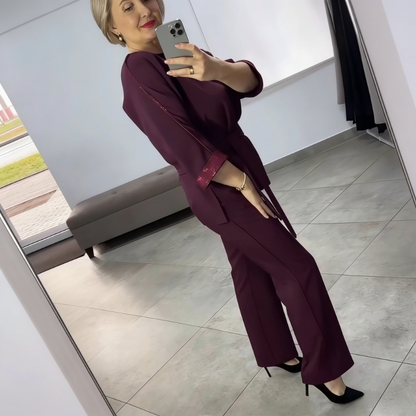 Elegantes zweiteiliges Set aus Oberteil und Hose für Damen