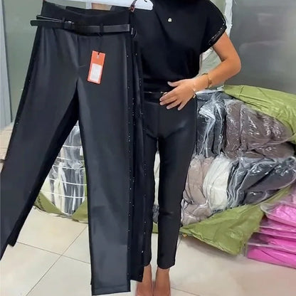 Damenhose mit hoher Taille aus Kunstleder