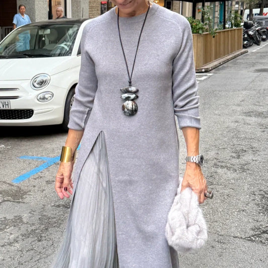 Elegantes Strick-Midikleid für Damen mit Seitenschlitz