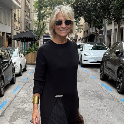 Elegantes Strick-Midikleid für Damen mit Seitenschlitz