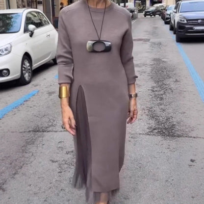 Elegantes Strick-Midikleid für Damen mit Seitenschlitz