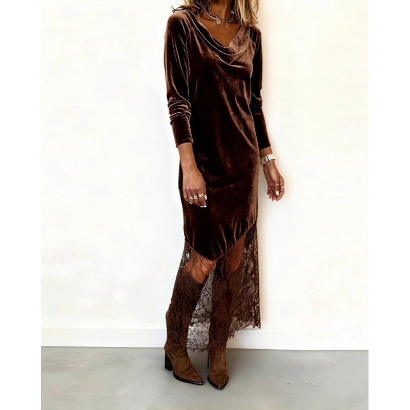 Elegantes Kleid mit Wasserfallausschnitt und Spitzenbesatz