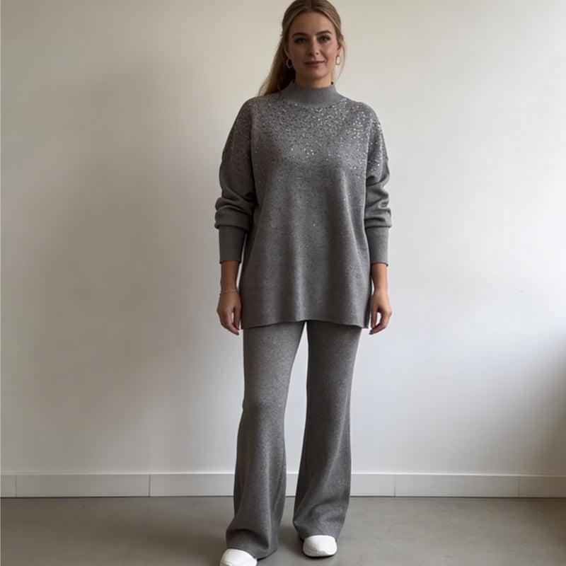 Strassverziertes Strickpullover- und Hosen-Set