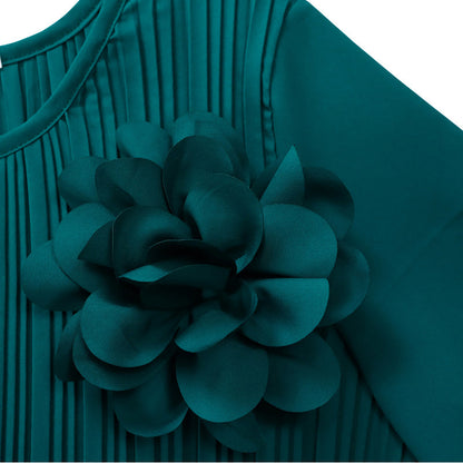 Damenkleid mit 3/4-Ärmeln, Falten und Gürtel