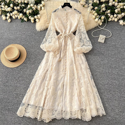 📢📢50 % Rabatt!! ⏰Vintage besticktes Kleid mit Laternenärmeln