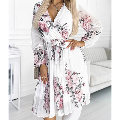 Damenkleid mit Blumenmuster, V-Ausschnitt und Falten