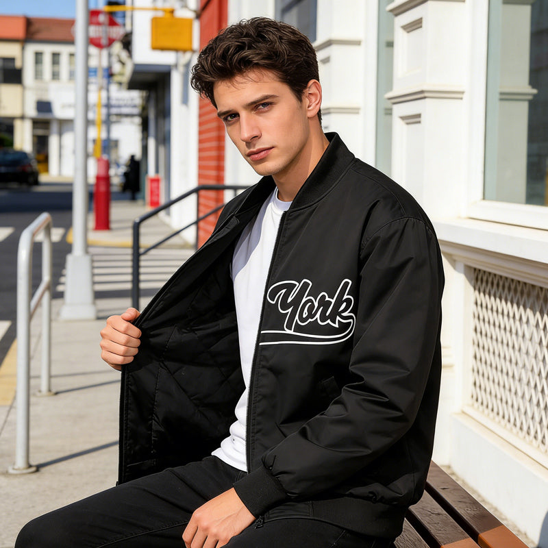 Winddichte Herrenjacke mit Reißverschluss und Aufdruck