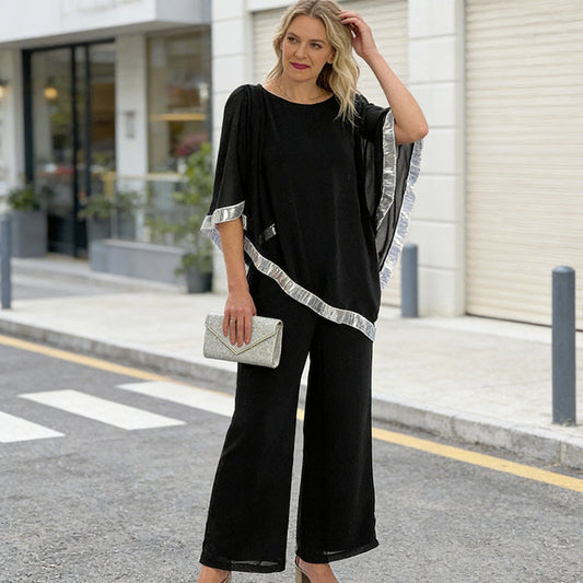 Set aus elegantem Poncho-Oberteil mit Paillettenbesatz und weit geschnittener Hose