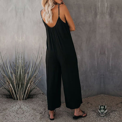 Fließender Jumpsuit mit Taschen. Letzter Tag des Ausverkaufs, 50% Rabatt