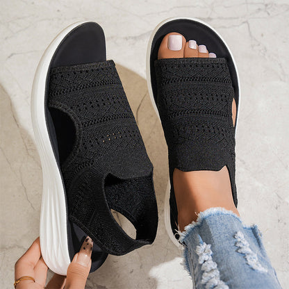 Atmungsaktive Plateau-Sandalen aus Strick für Damen