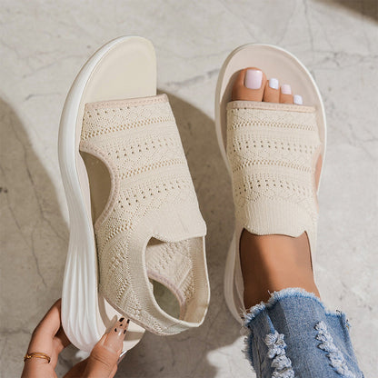 Atmungsaktive Plateau-Sandalen aus Strick für Damen