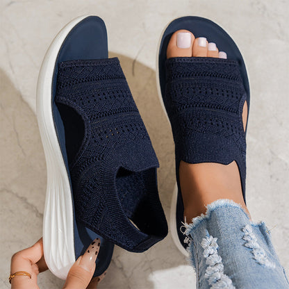 Atmungsaktive Plateau-Sandalen aus Strick für Damen